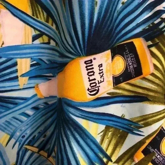 Corona Mens Blue Yellow Green Floral Board Shorts Unlined size 38 - Picture 3 of 3